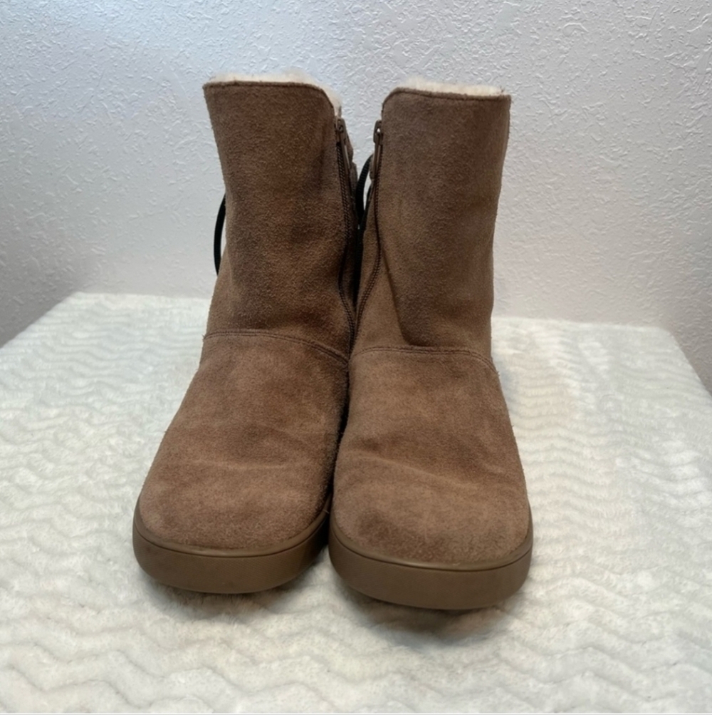 Koolaburra By UGG Shazi Suede Shearling Short Lace Up Winter Boot Size 8 - Picture 3 of 8